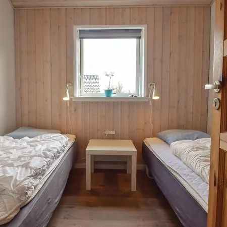 Nyaraló Seven-bedroom In