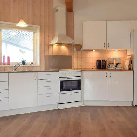 Seven-bedroom In Nyaraló Nordenbro Vesteregn