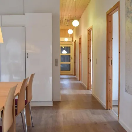 Nyaraló Seven-bedroom In *