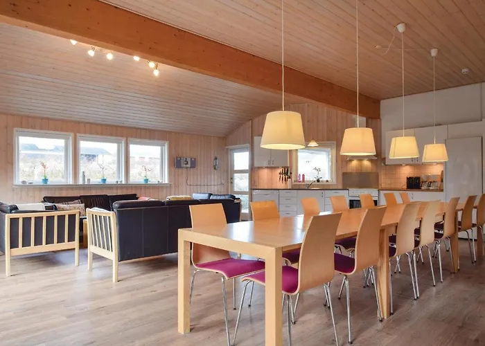 Σπίτι διακοπών Seven-bedroom In *